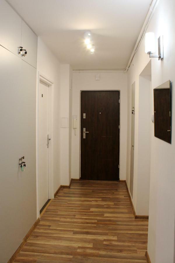 Klimatyczny Apartament Hotel คาโตวีตเซ ภายนอก รูปภาพ