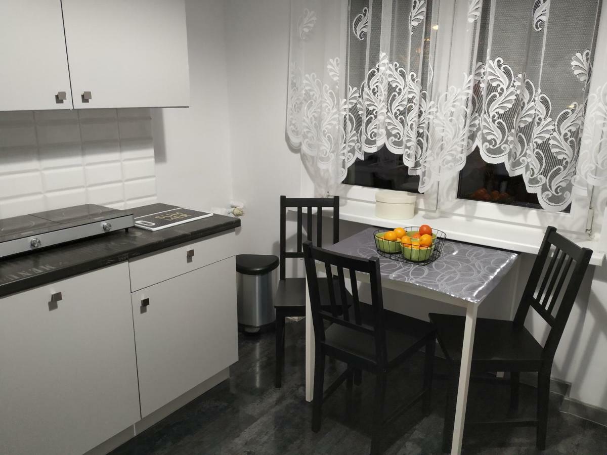 Klimatyczny Apartament Hotel คาโตวีตเซ ภายนอก รูปภาพ